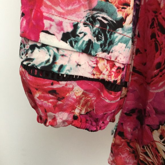 VANESSA VIRGINIA Anthropologie 100% Silk Rose Floral Print Tie Collar Shirt - Picture 6 of 8